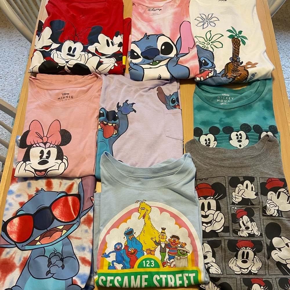 Lot of Junior XL and 2XL Disney t-shirts